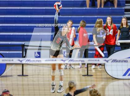 Thumbnail 2 in Oconee County vs. Morgan County (GHSA 3A Championship) photogallery.