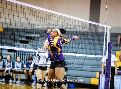 Thumbnail 3 in Boles @ Farmersville (Farmersville Volleyball Tournament) photogallery.