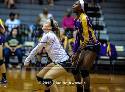 Thumbnail 1 in Boles @ Farmersville (Farmersville Volleyball Tournament) photogallery.