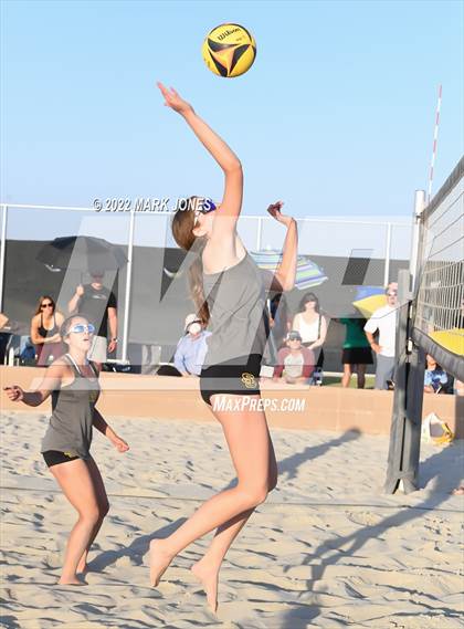 Thumbnail 2 in Salpointe Catholic vs. Flagstaff  (Division II Final) photogallery.