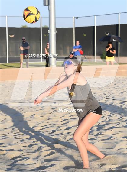 Thumbnail 1 in Salpointe Catholic vs. Flagstaff  (Division II Final) photogallery.
