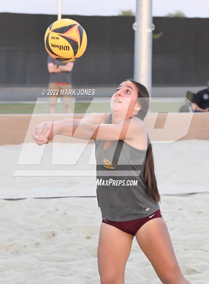 Thumbnail 1 in Salpointe Catholic vs. Flagstaff  (Division II Final) photogallery.