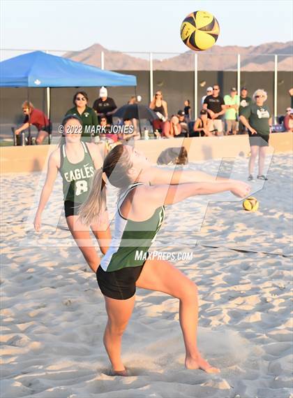 Thumbnail 1 in Salpointe Catholic vs. Flagstaff  (Division II Final) photogallery.