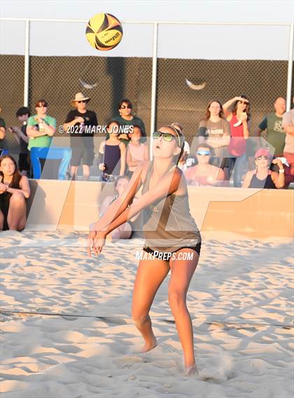 Thumbnail 2 in Salpointe Catholic vs. Flagstaff  (Division II Final) photogallery.