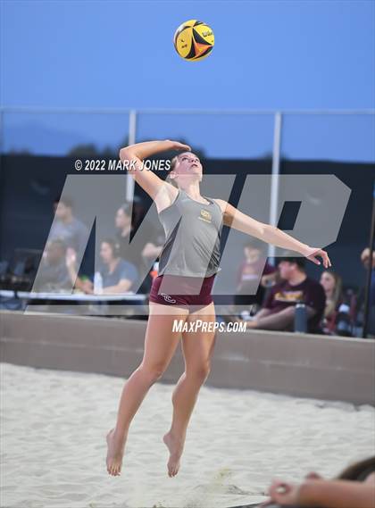 Thumbnail 3 in Salpointe Catholic vs. Flagstaff  (Division II Final) photogallery.