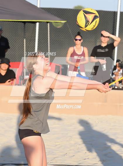Thumbnail 3 in Salpointe Catholic vs. Flagstaff  (Division II Final) photogallery.
