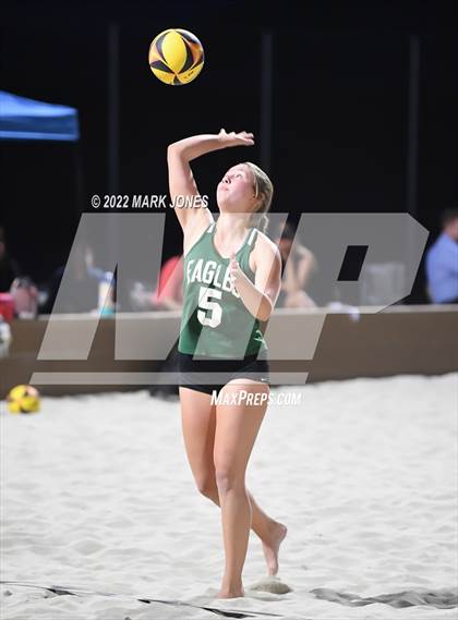 Thumbnail 2 in Salpointe Catholic vs. Flagstaff  (Division II Final) photogallery.