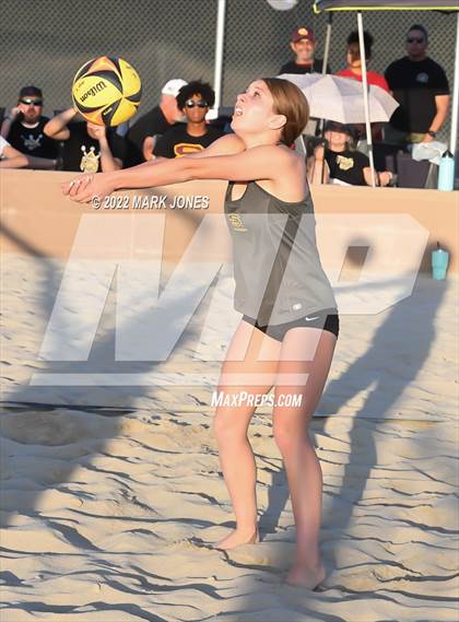 Thumbnail 2 in Salpointe Catholic vs. Flagstaff  (Division II Final) photogallery.