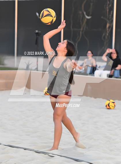 Thumbnail 2 in Salpointe Catholic vs. Flagstaff  (Division II Final) photogallery.
