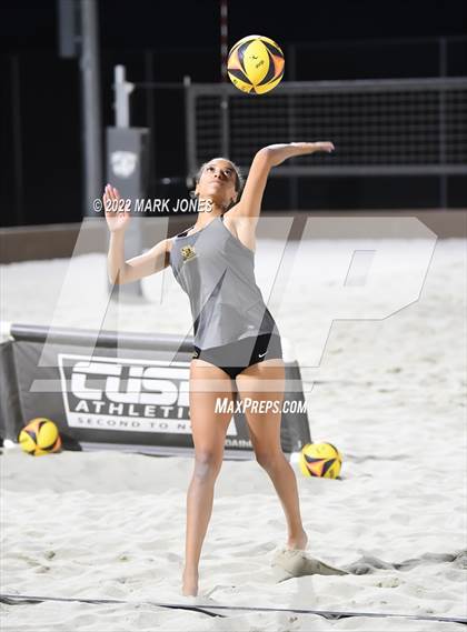 Thumbnail 1 in Salpointe Catholic vs. Flagstaff  (Division II Final) photogallery.