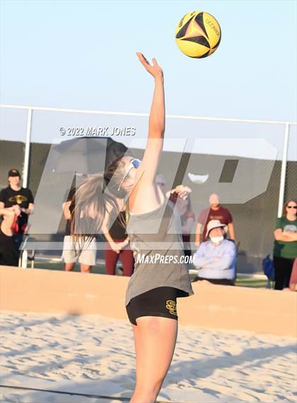 Thumbnail 1 in Salpointe Catholic vs. Flagstaff  (Division II Final) photogallery.