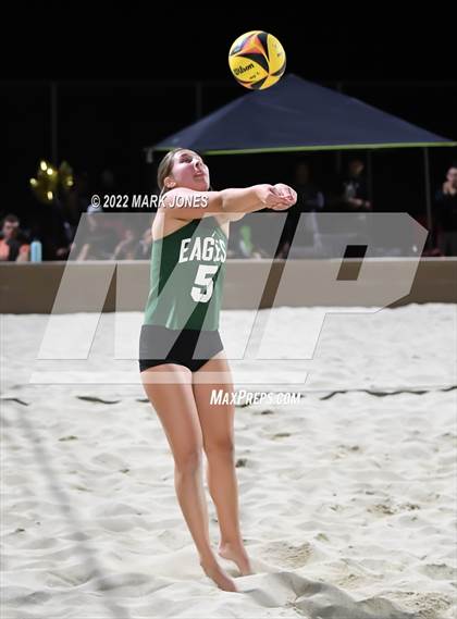 Thumbnail 3 in Salpointe Catholic vs. Flagstaff  (Division II Final) photogallery.