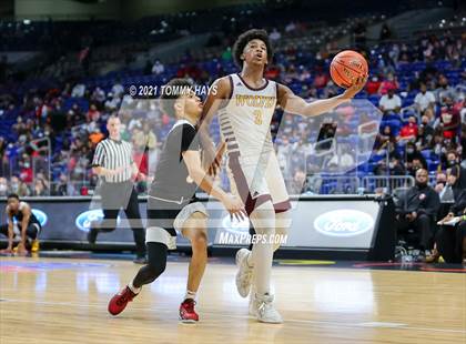 Thumbnail 3 in Beaumont United vs. Kimball (UIL Class 5A Final) photogallery.