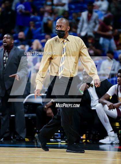 Thumbnail 3 in Beaumont United vs. Kimball (UIL Class 5A Final) photogallery.