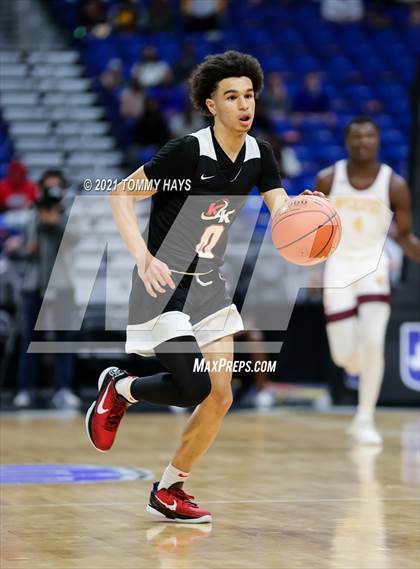 Thumbnail 2 in Beaumont United vs. Kimball (UIL Class 5A Final) photogallery.