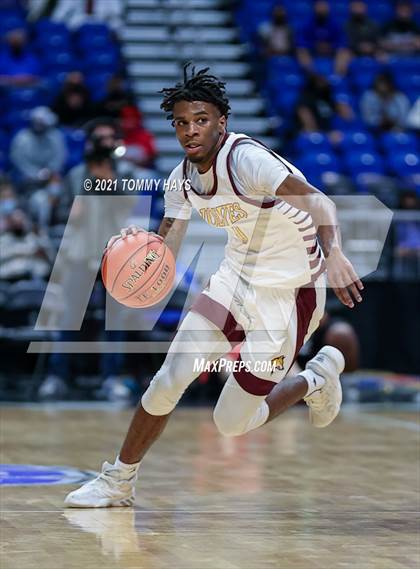 Thumbnail 2 in Beaumont United vs. Kimball (UIL Class 5A Final) photogallery.
