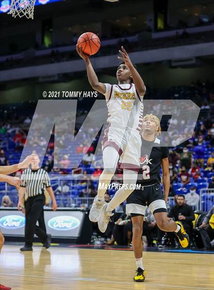 Thumbnail 3 in Beaumont United vs. Kimball (UIL Class 5A Final) photogallery.