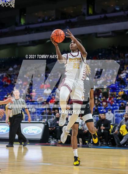 Thumbnail 2 in Beaumont United vs. Kimball (UIL Class 5A Final) photogallery.