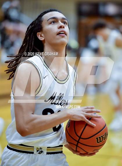 Thumbnail 3 in Anderson @ Noblesville photogallery.