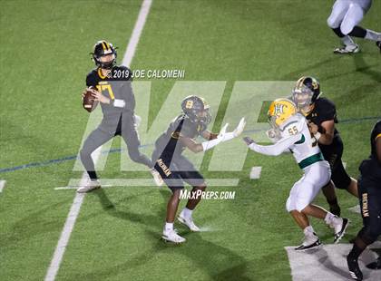 Thumbnail 2 in Brennan vs Holmes photogallery.