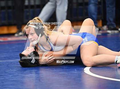 Thumbnail 2 in Region 2 - 6A Championship photogallery.