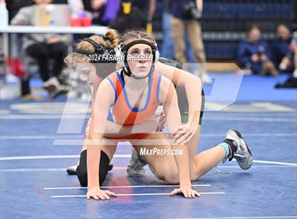 Thumbnail 1 in Region 2 - 6A Championship photogallery.