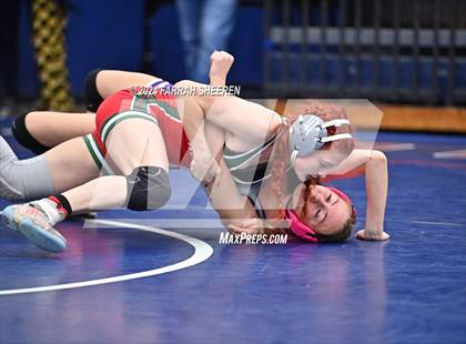 Thumbnail 1 in Region 2 - 6A Championship photogallery.