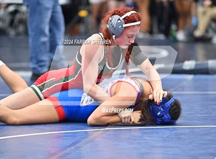 Thumbnail 2 in Region 2 - 6A Championship photogallery.