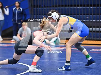 Thumbnail 3 in Region 2 - 6A Championship photogallery.