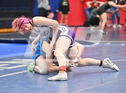 Thumbnail 3 in Region 2 - 6A Championship photogallery.