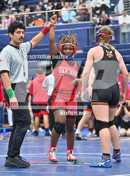 Thumbnail 1 in Region 2 - 6A Championship photogallery.