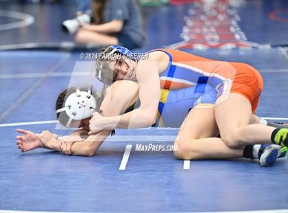 Thumbnail 2 in Region 2 - 6A Championship photogallery.