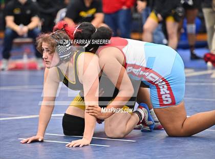 Thumbnail 2 in Region 2 - 6A Championship photogallery.