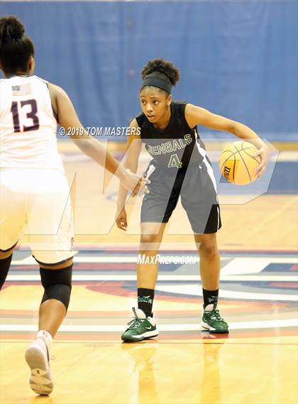 Thumbnail 1 in Greensboro Day School @ Providence Day photogallery.