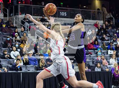 Thumbnail 3 in Omaha Central vs. Millard South (Metro Tournament Final) photogallery.