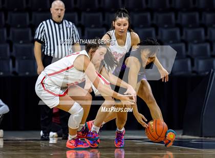 Thumbnail 3 in Omaha Central vs. Millard South (Metro Tournament Final) photogallery.