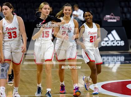 Thumbnail 2 in Omaha Central vs. Millard South (Metro Tournament Final) photogallery.