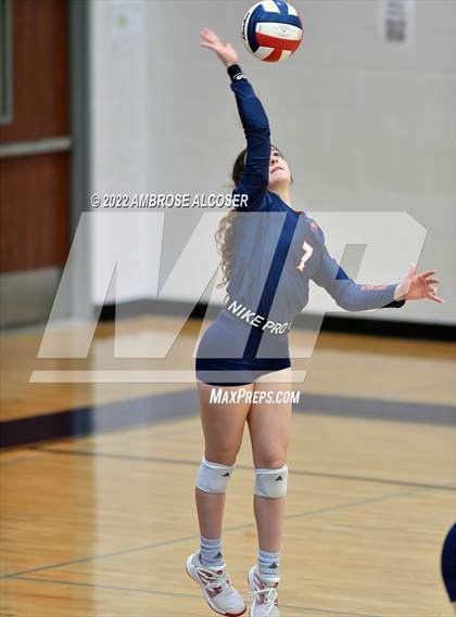 Thumbnail 3 in Cypress Ranch vs. Seven Lakes photogallery.