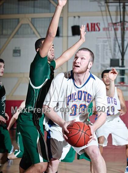 Thumbnail 3 in St. Joseph Notre Dame vs. Branson (CIF NCS D5 Final) photogallery.