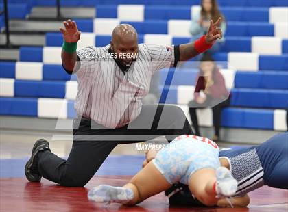 Thumbnail 2 in Carlmont @ Hillsdale photogallery.