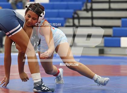 Thumbnail 1 in Carlmont @ Hillsdale photogallery.