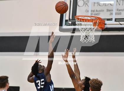 Thumbnail 2 in Hendrickson @ Vandegrift photogallery.