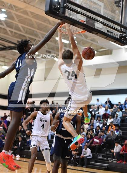 Thumbnail 3 in Hendrickson @ Vandegrift photogallery.