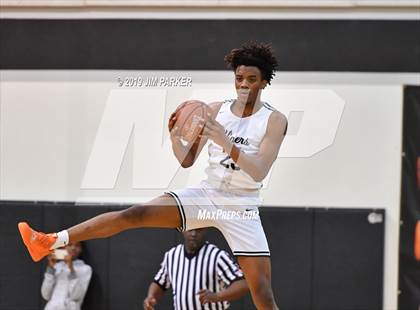Thumbnail 2 in Hendrickson @ Vandegrift photogallery.