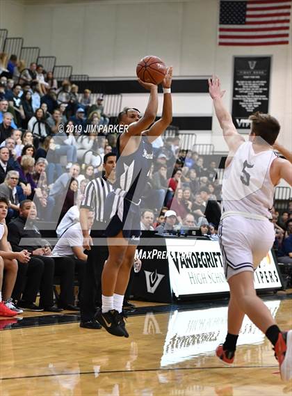 Thumbnail 1 in Hendrickson @ Vandegrift photogallery.