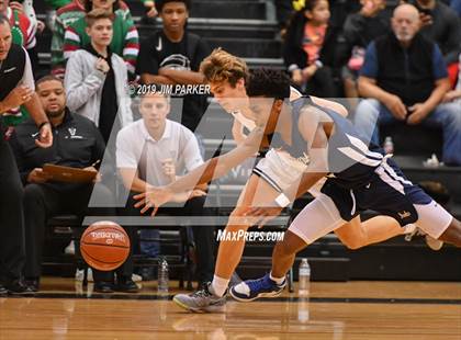 Thumbnail 1 in Hendrickson @ Vandegrift photogallery.