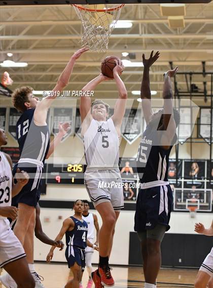Thumbnail 1 in Hendrickson @ Vandegrift photogallery.