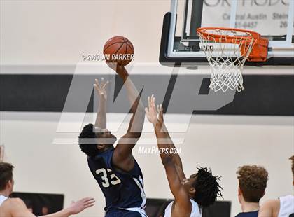 Thumbnail 1 in Hendrickson @ Vandegrift photogallery.