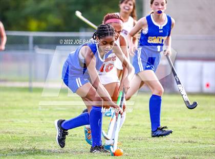 Thumbnail 3 in Oscar Smith vs Grassfield photogallery.