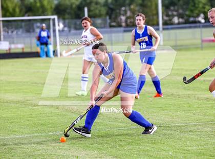 Thumbnail 1 in Oscar Smith vs Grassfield photogallery.